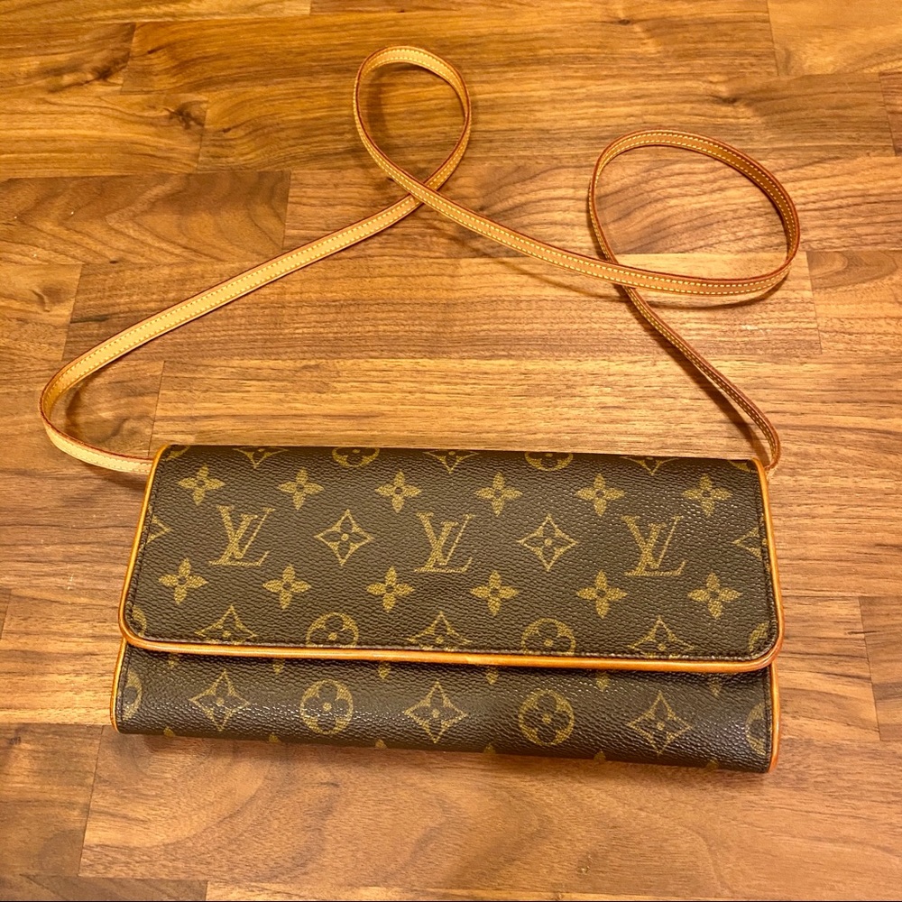 Loius Vuitton Twin Monogram Pouchette
